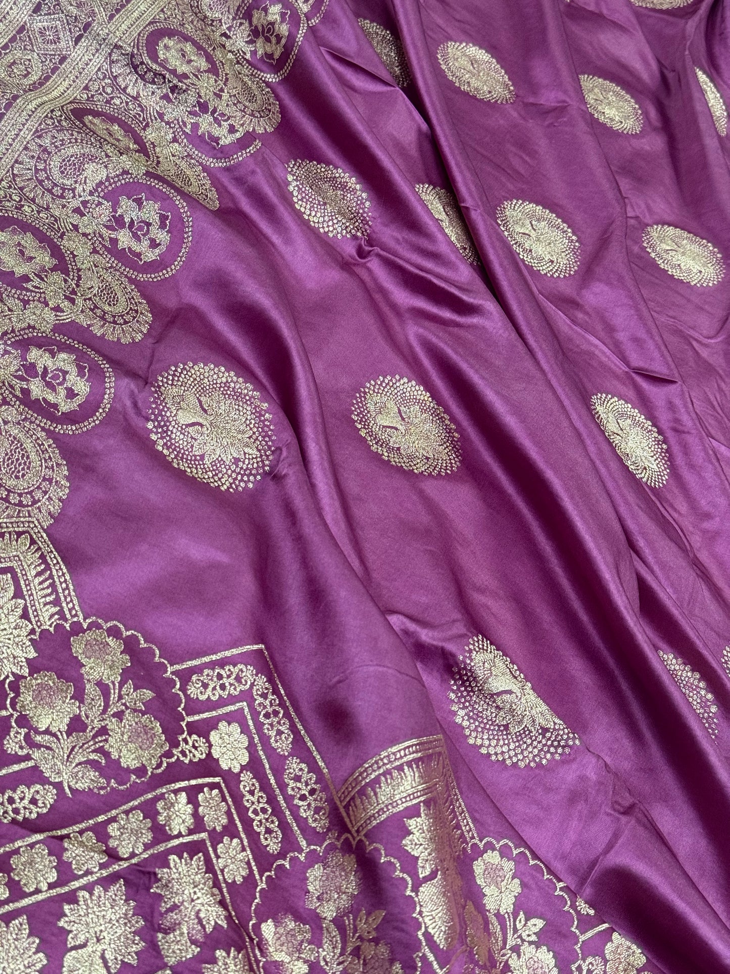 Classic Baby Pink Banarasi Silk Saree with Heritage Zari Weaving