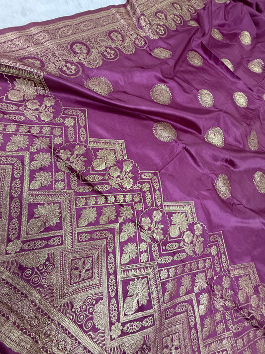Classic Baby Pink Banarasi Silk Saree with Heritage Zari Weaving