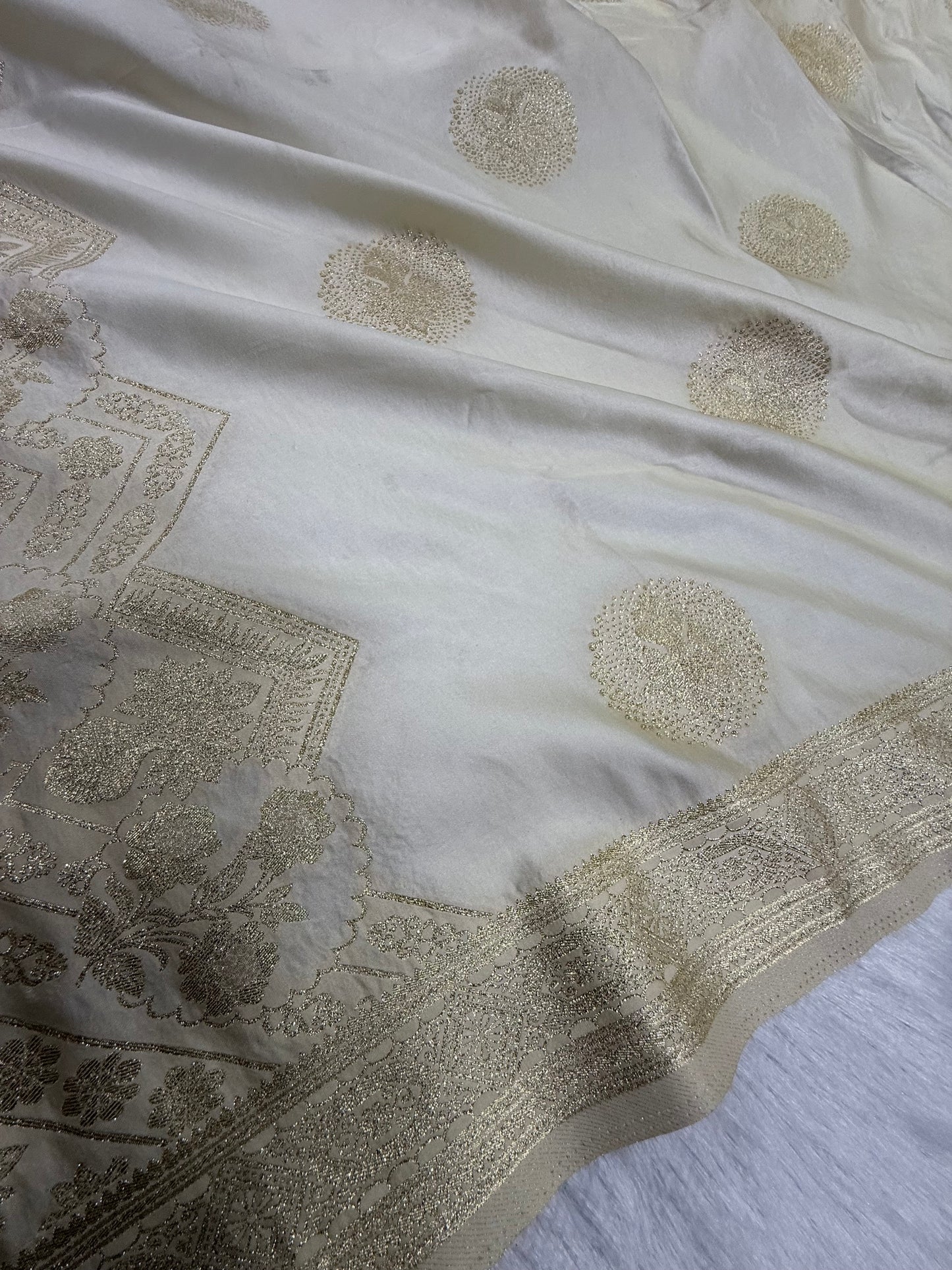 Classic  beige  Banarasi Silk Saree with Heritage Zari Weaving