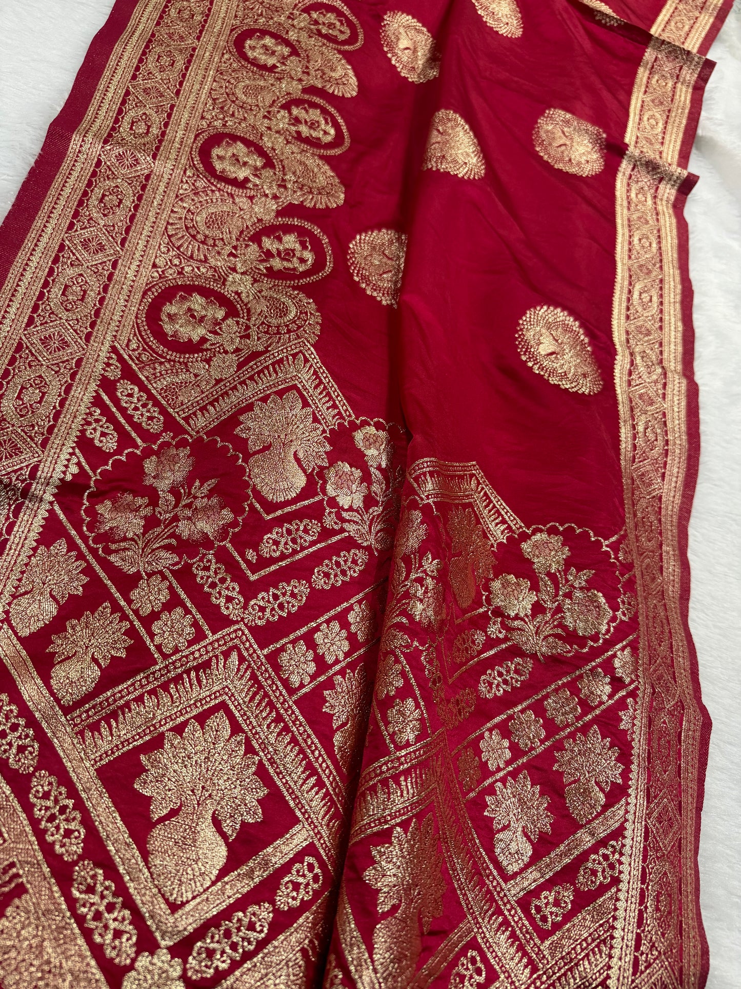 Classic Red Banarasi Silk Saree with Heritage Zari Weaving