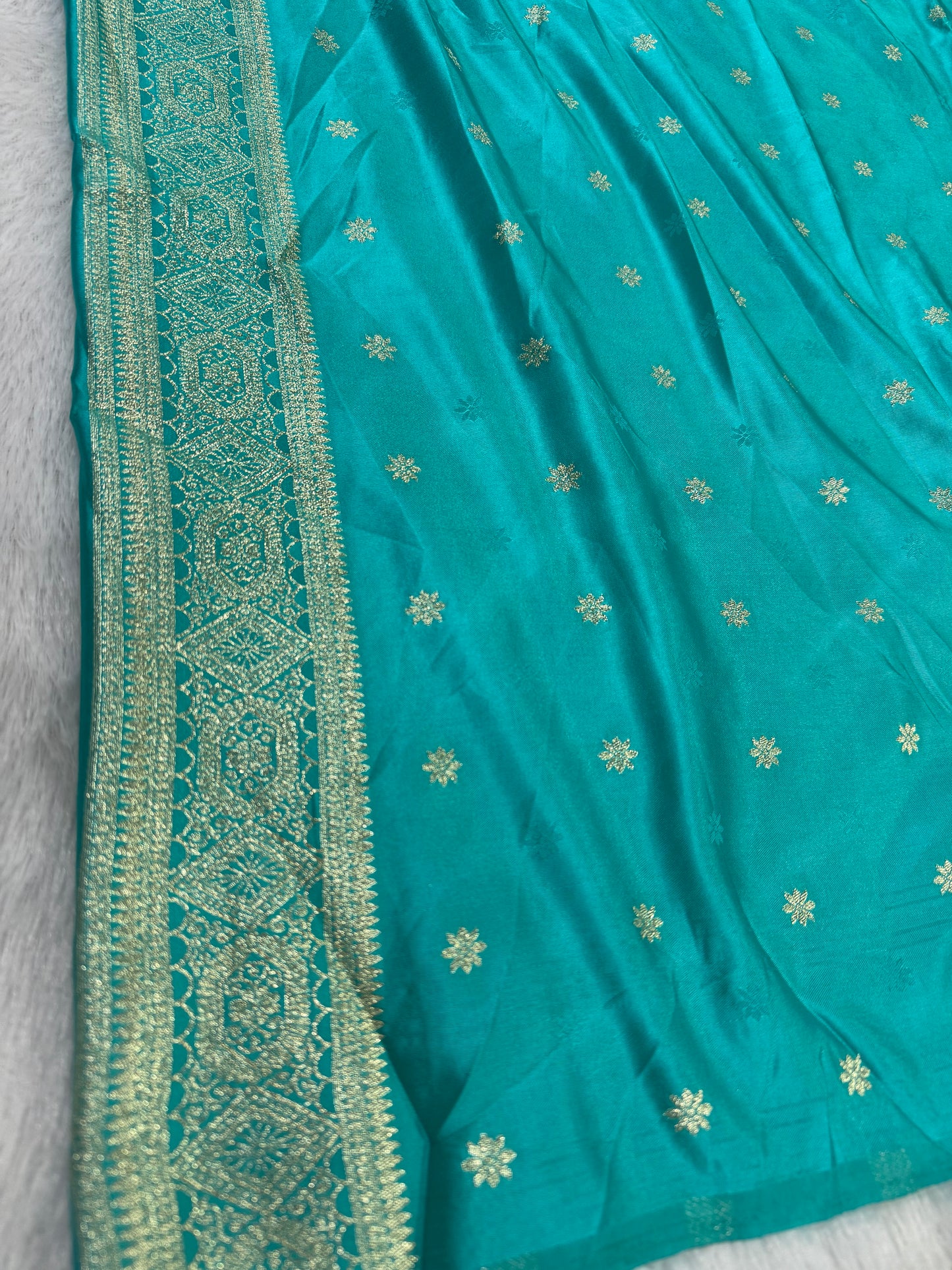 Classic Firozi Blue Banarasi Silk Saree with Heritage Zari Weaving