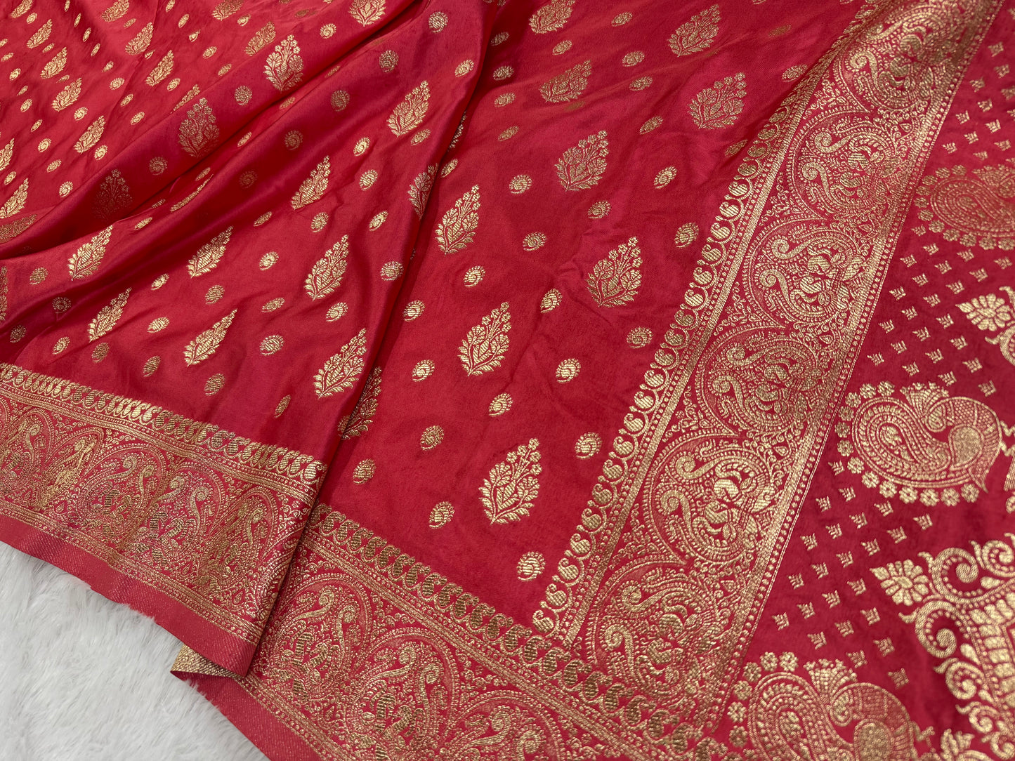 Classic  Red  Banarasi Silk Saree with Heritage Zari Weaving