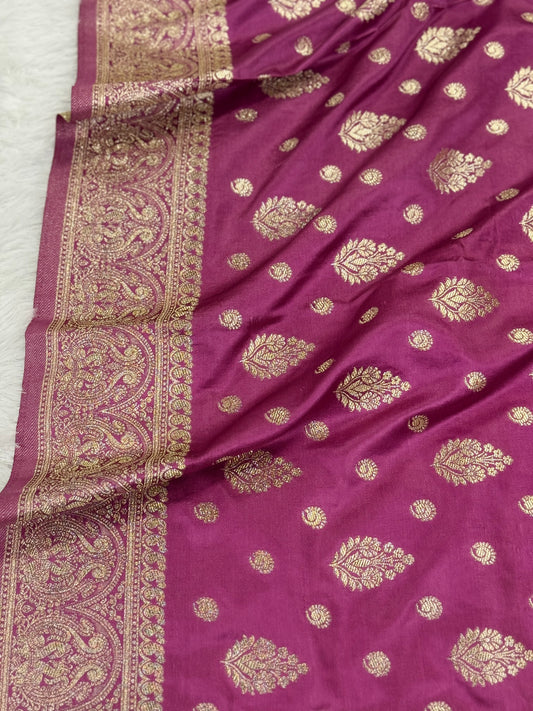 Classic  Baby Pink Banarasi Silk Saree with Heritage Zari Weaving