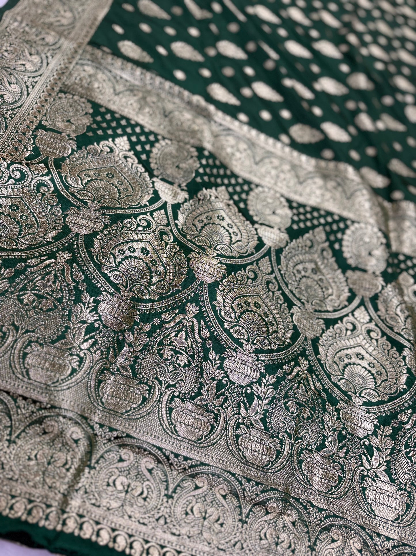 Classic Green Banarasi Silk Saree with Heritage Zari Weaving