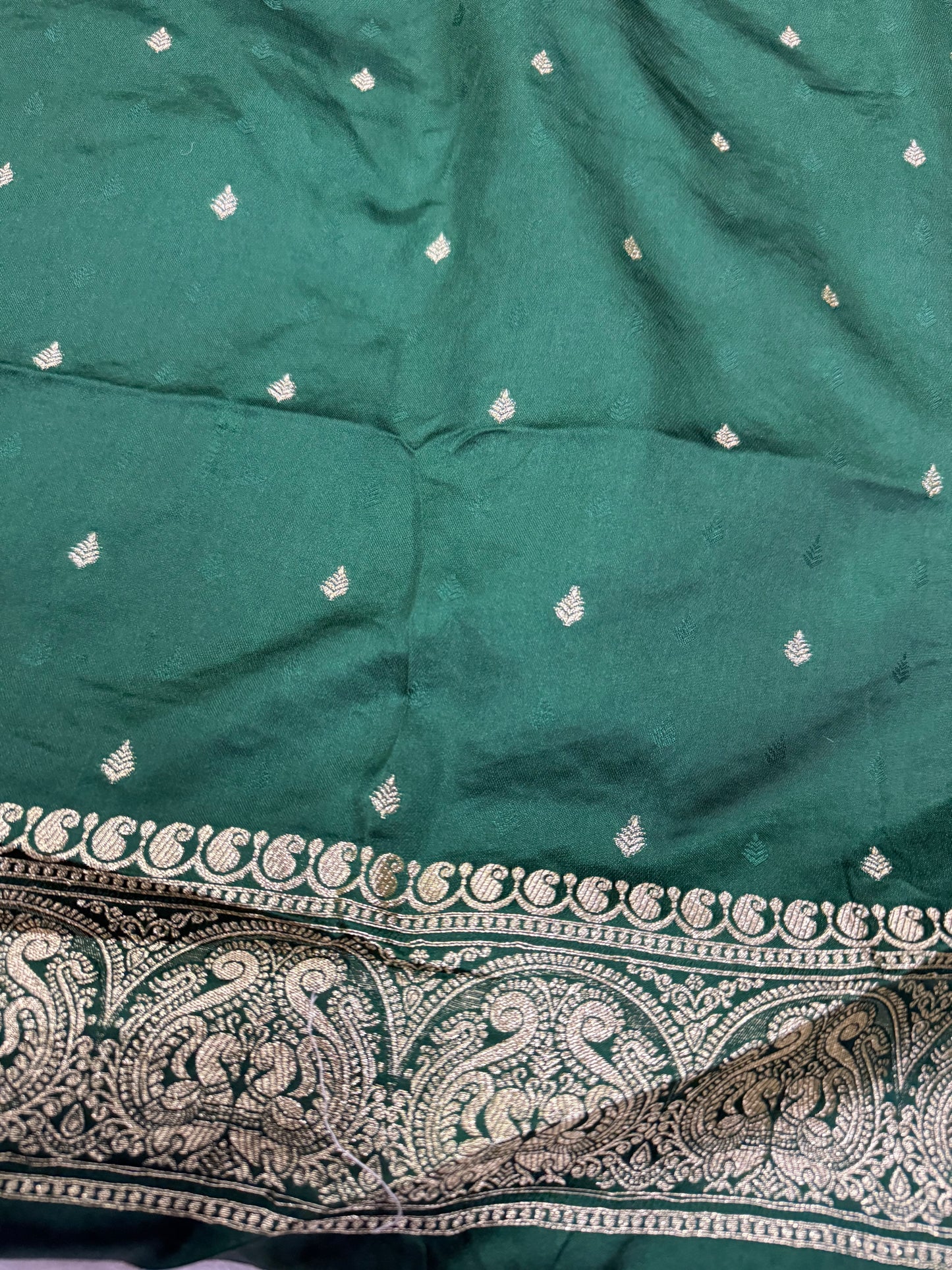 Classic Green Banarasi Silk Saree with Heritage Zari Weaving