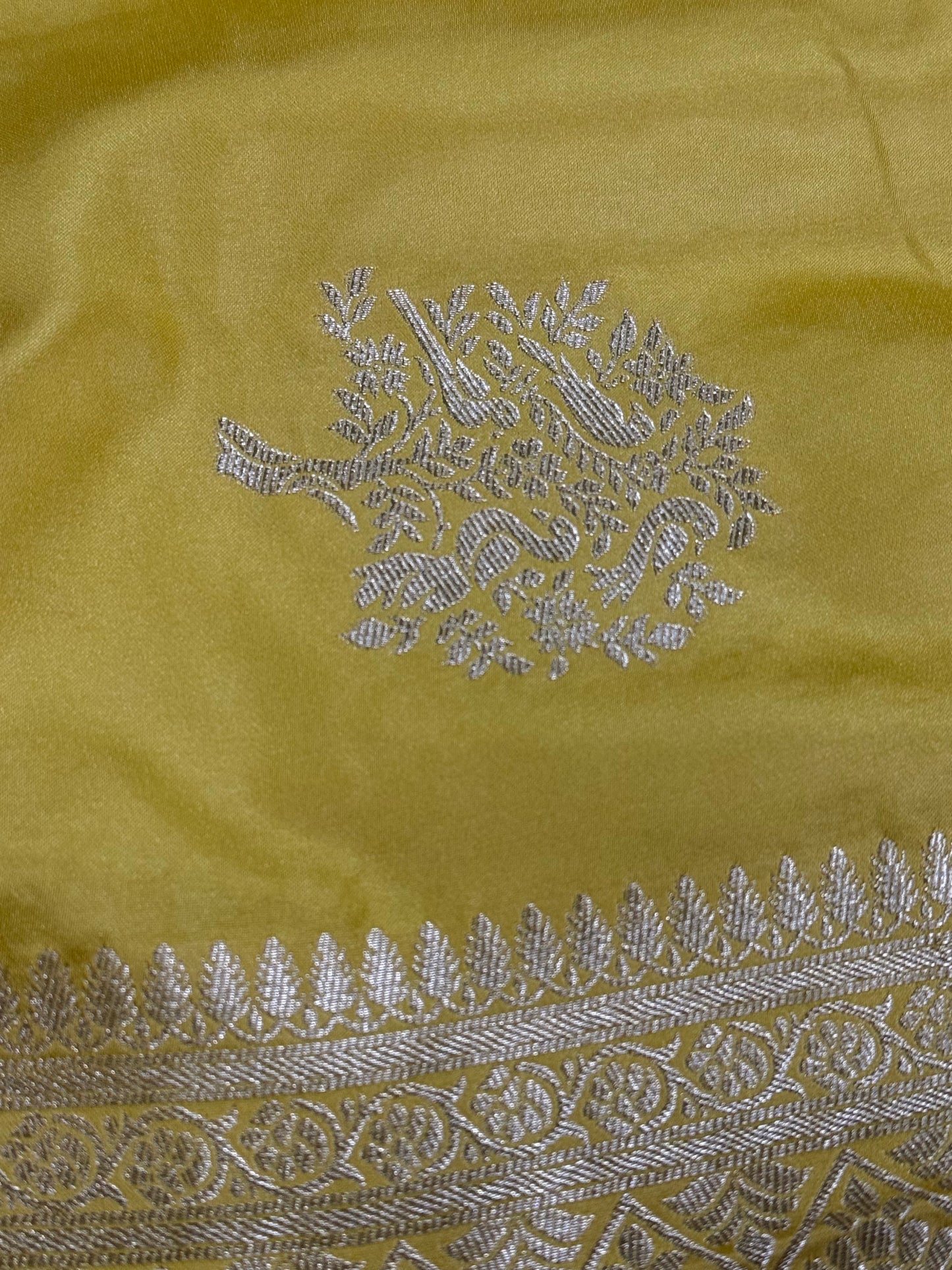Classic Yellow Banarasi Silk Saree with Heritage Zari Weaving