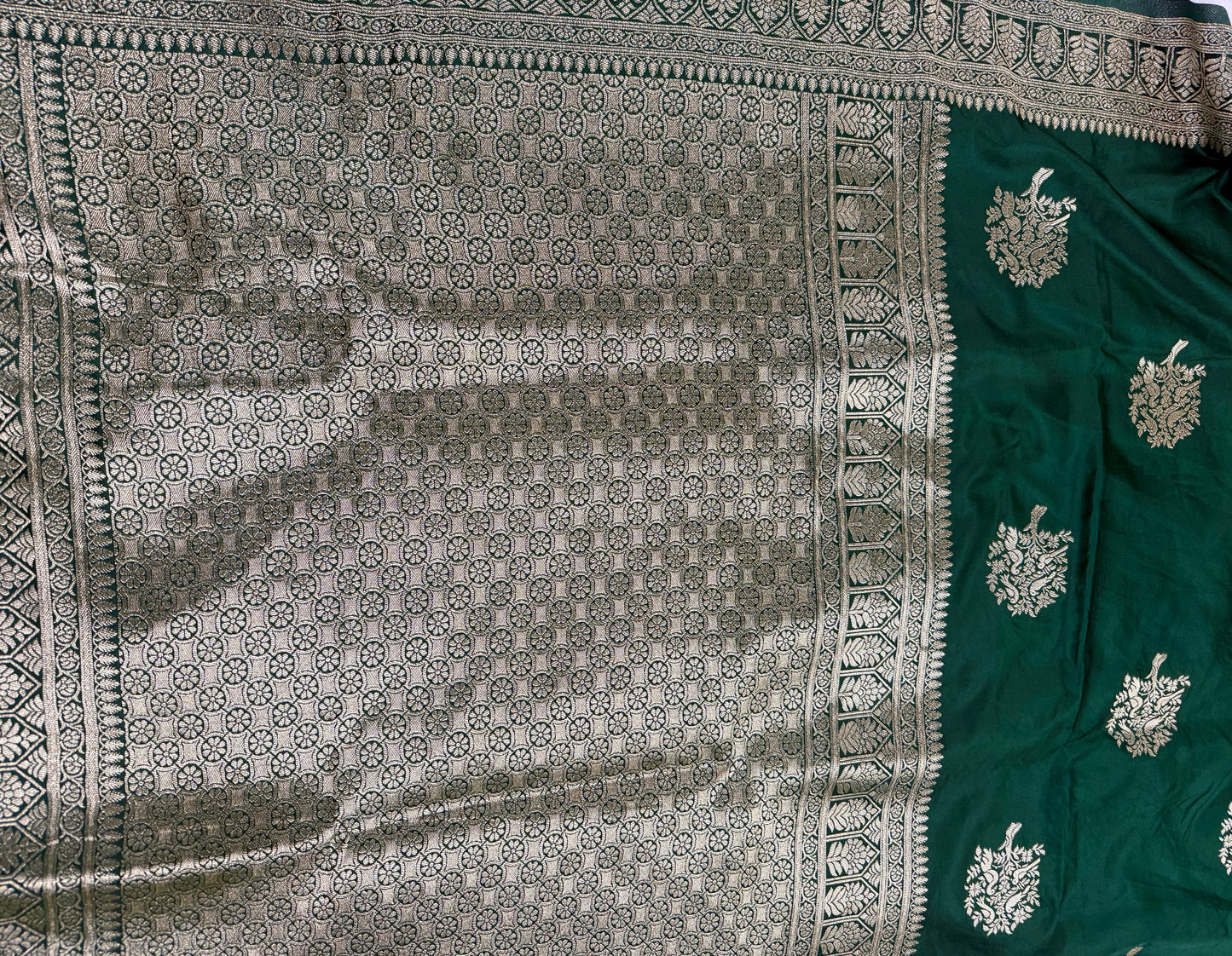 Classic Green Banarasi Silk Saree with Heritage Zari Weaving