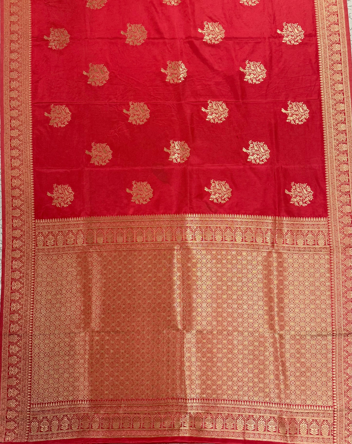 Classic Red  Banarasi Silk Saree with Heritage Zari Weaving