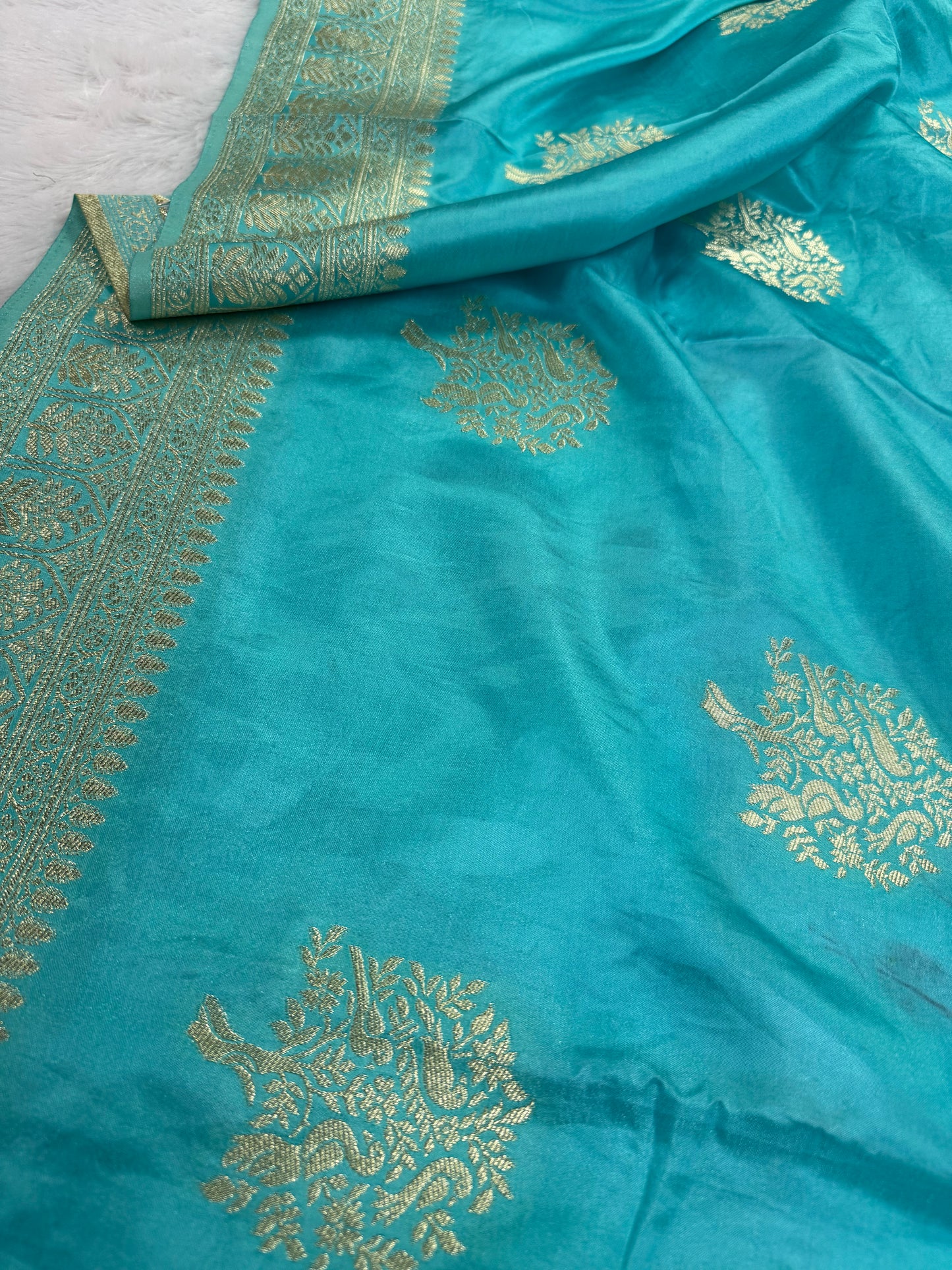 Classic Firozi Blue Banarasi Silk Saree with Heritage Zari Weaving