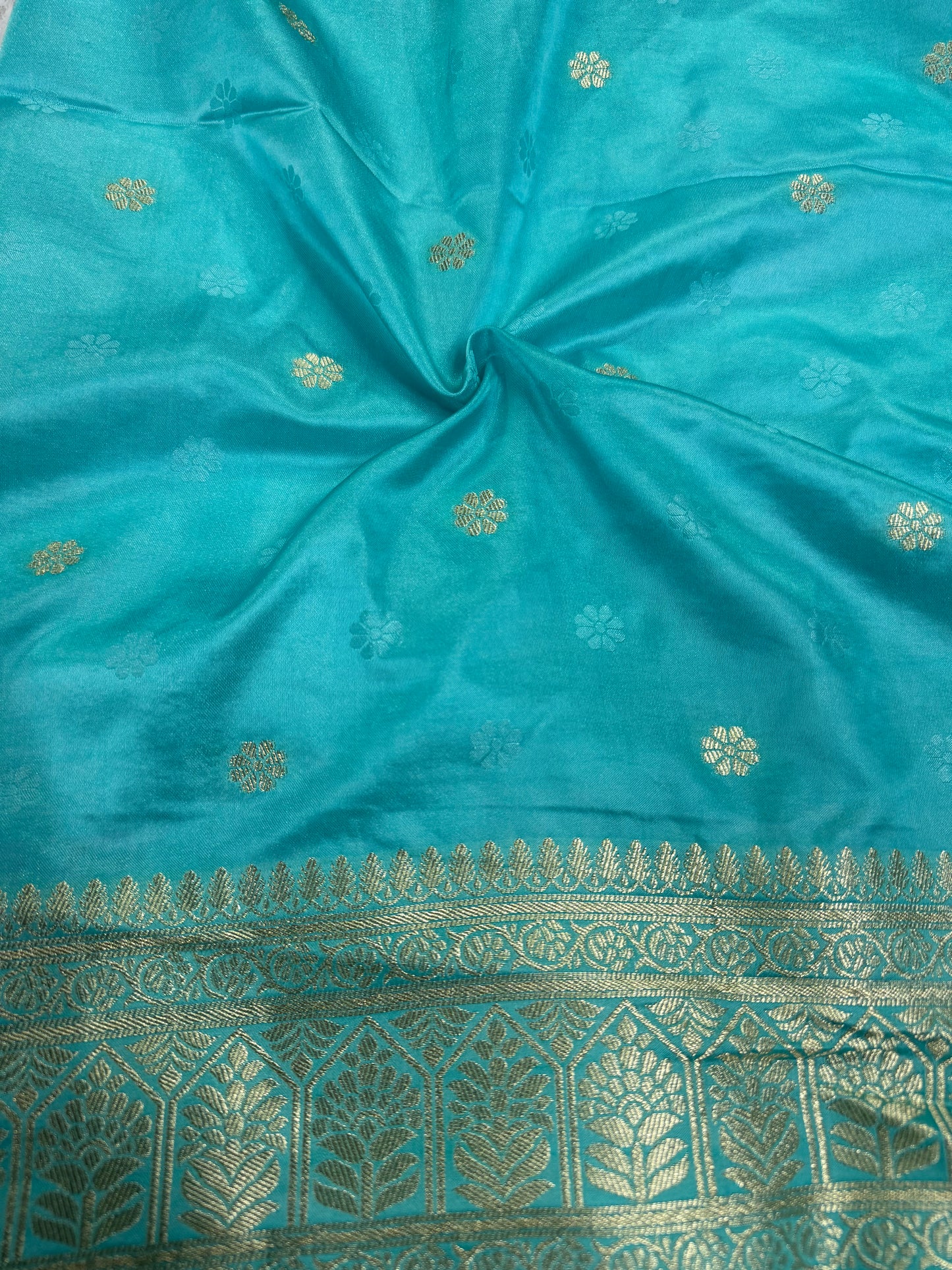 Classic Firozi Blue Banarasi Silk Saree with Heritage Zari Weaving